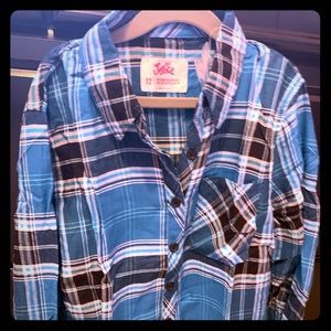 Justice Long sleeve western style cowboy shirt